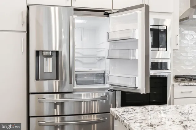 $788,038 | 11568 Chapman Mill Drive, Glen Allen, VA 23060