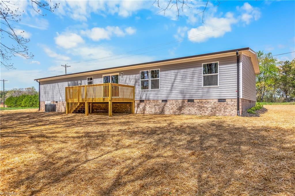 3932 Pride's Road East Bend, NC 27018 - Photo 15 of 19