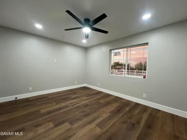 $750,000 | 9506 East Ave T14, Littlerock, CA 93543