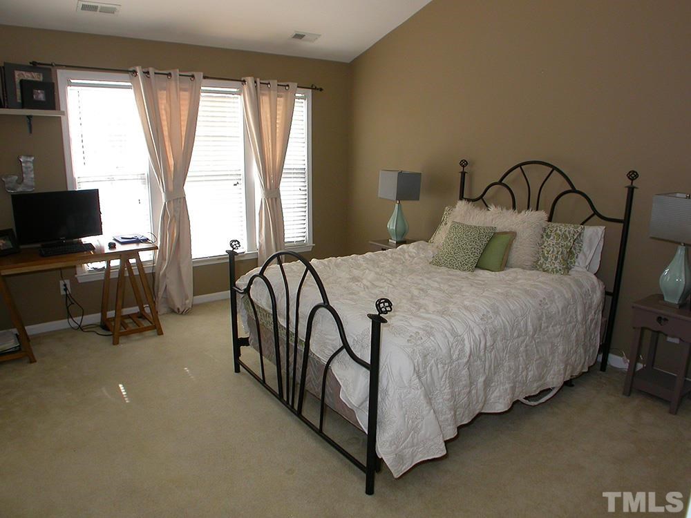 5624 Slide Rock Lane Raleigh, NC 27613 - Photo 14 of 18