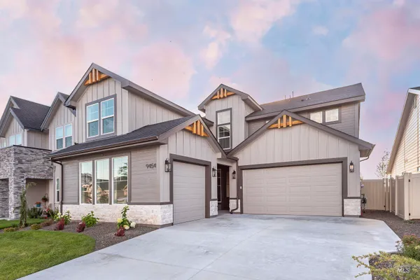 $689,900 | 9454 South Egg Hbr Avenue, Kuna, ID 83634