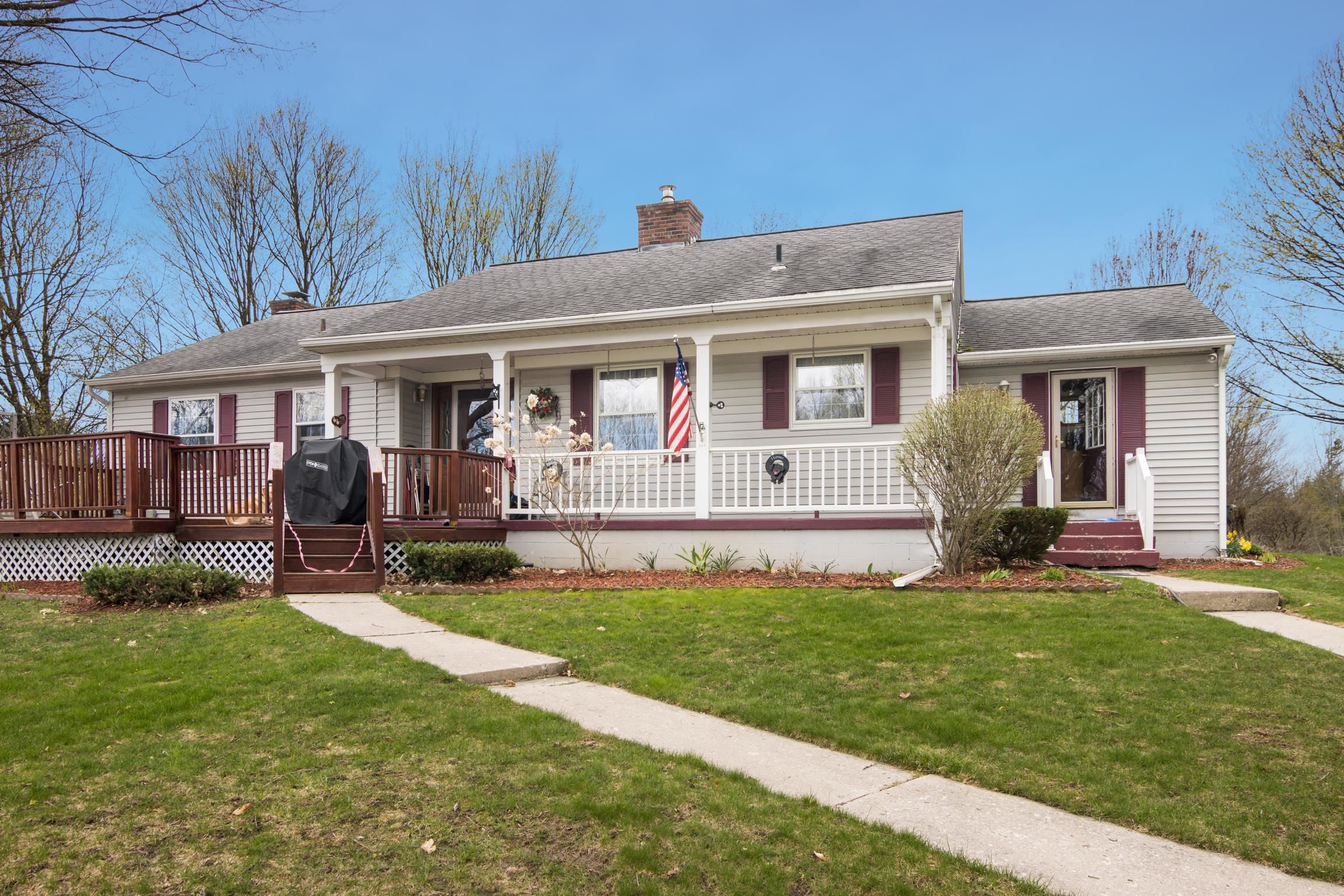 8124 Crisp Road Williamsburg, MI 49690 - Photo 12 of 67