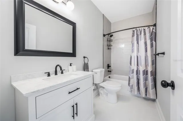 $749,900 | 707 North Disston Avenue, Tarpon Springs, FL 34689