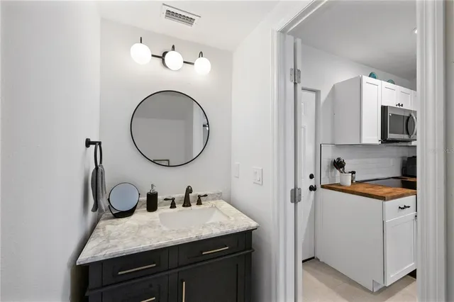 $749,900 | 707 North Disston Avenue, Tarpon Springs, FL 34689