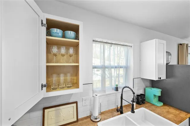 $749,900 | 707 North Disston Avenue, Tarpon Springs, FL 34689