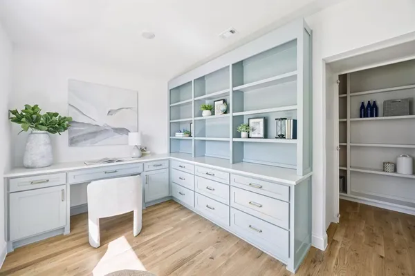 $1,300,000 | 4331 Laren Lane, Dallas, TX 75244