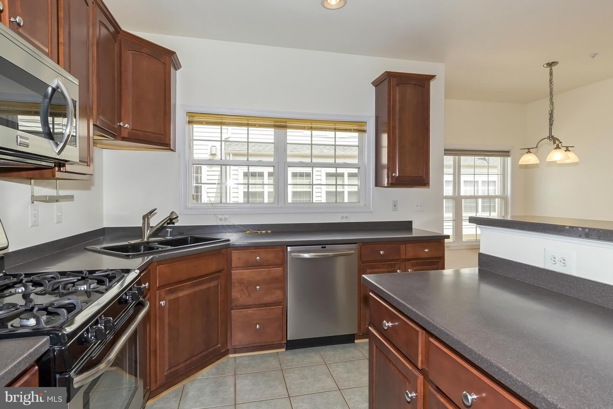 10256 Rutland Round Road, Unit 14 Columbia, MD 21044 - Photo 12 of 27 KITCHEN