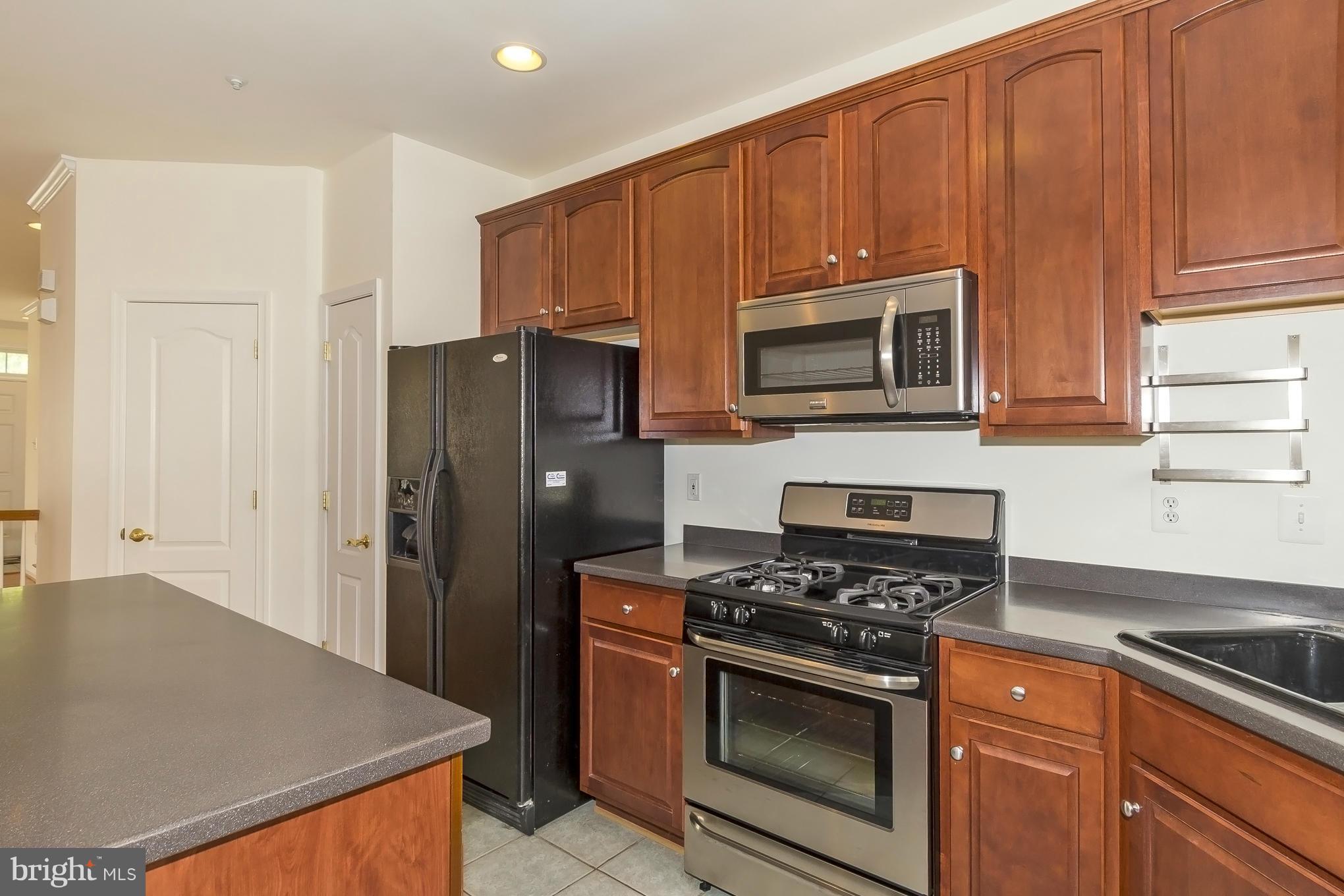 10256 Rutland Round Road, Unit 14 Columbia, MD 21044 - Photo 13 of 27 KITCHEN