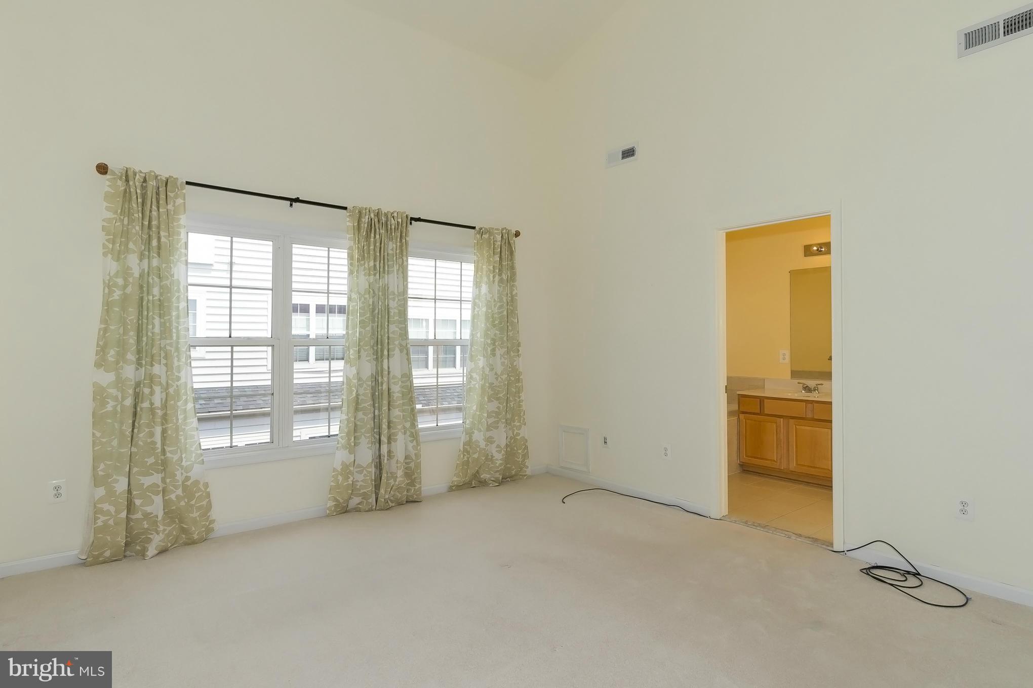 10256 Rutland Round Road, Unit 14 Columbia, MD 21044 - Photo 15 of 27 MASTER BEDROOM