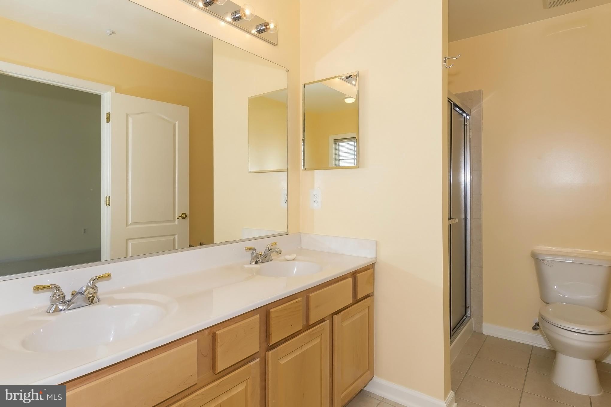10256 Rutland Round Road, Unit 14 Columbia, MD 21044 - Photo 17 of 27 MASTER BATHROOM