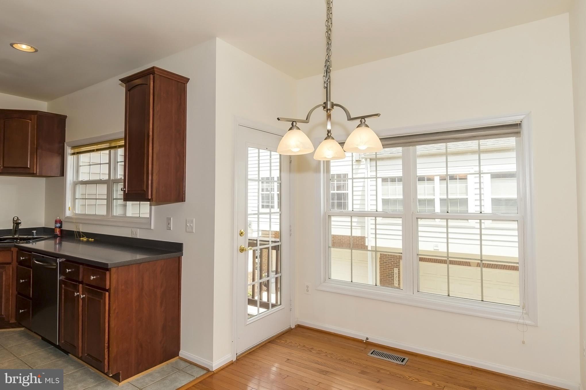 10256 Rutland Round Road, Unit 14 Columbia, MD 21044 - Photo 10 of 27 BREAKFAST AREA