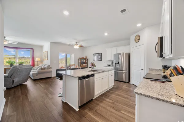 $290,000 | 1040 Black Lk Way, Conway, SC 29526