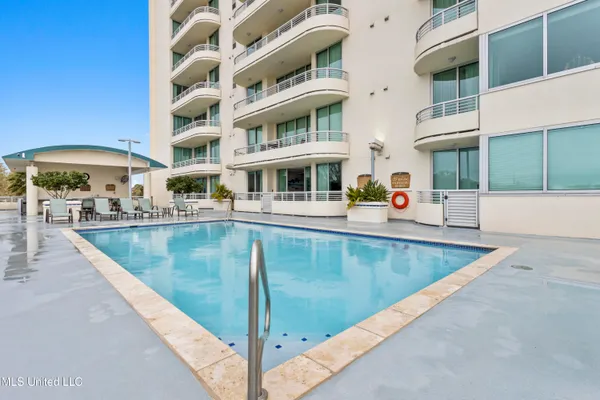 $339,900 | 2060 Beach Boulevard, Unit 102, Biloxi, MS 39531
