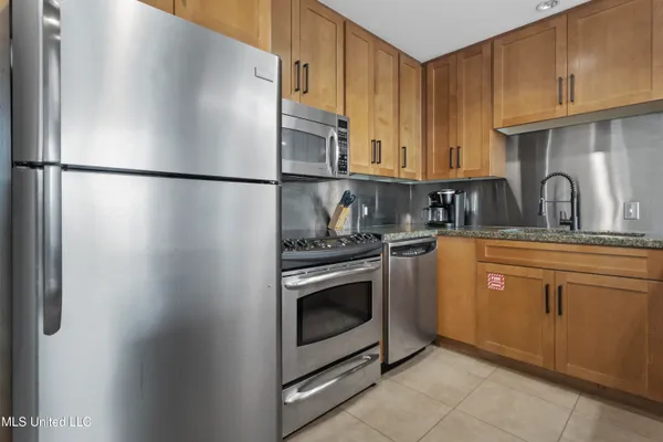 $339,900 | 2060 Beach Boulevard, Unit 102, Biloxi, MS 39531