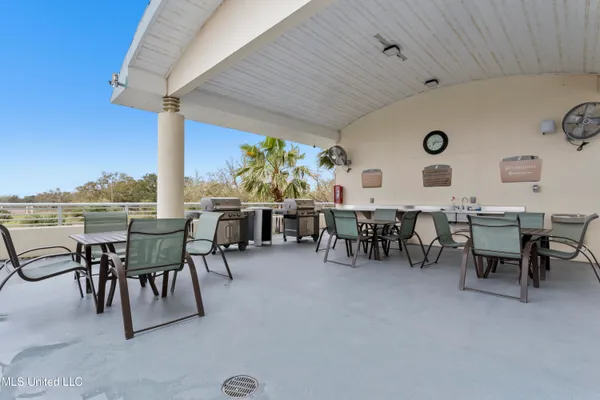 $339,900 | 2060 Beach Boulevard, Unit 102, Biloxi, MS 39531