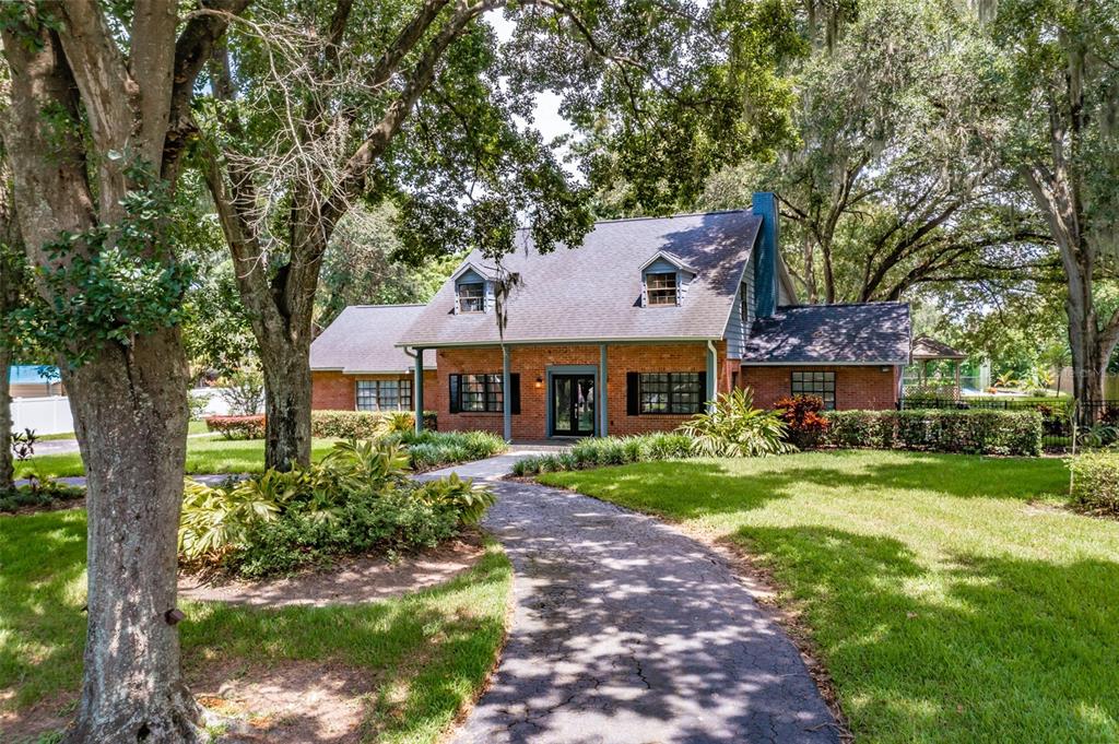 1905 Capri Road Valrico, FL 33594 - Photo 1 of 1 Gallery Image 1