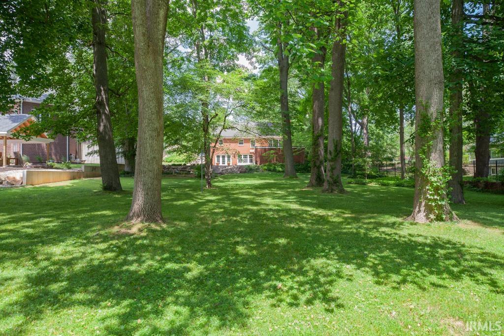 7517 Newburgh Road Evansville, IN 47715 - Photo 2 of 29