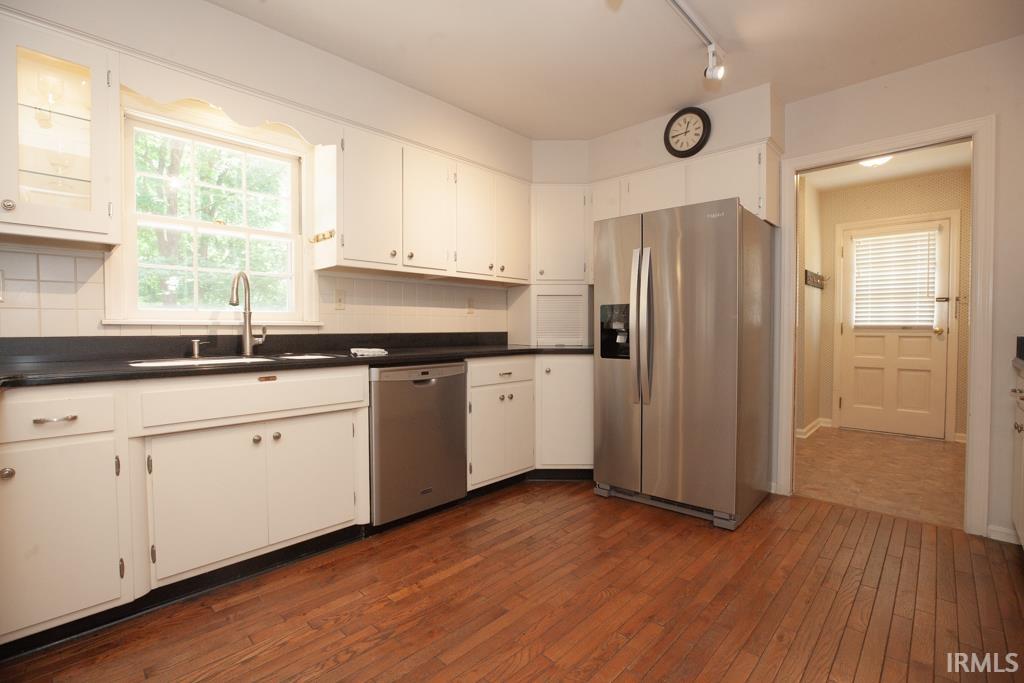 7517 Newburgh Road Evansville, IN 47715 - Photo 9 of 29