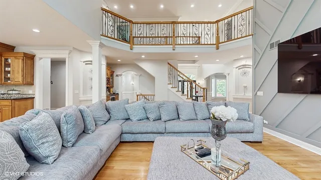 $935,000 | 761 Reserve Court, South Elgin, IL 60177