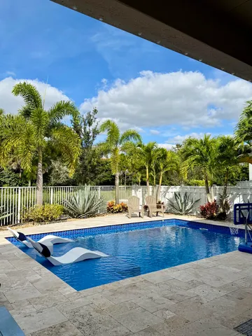 $1,249,990 | 8655 Northwest 39th Court, Coral Springs, FL 33065