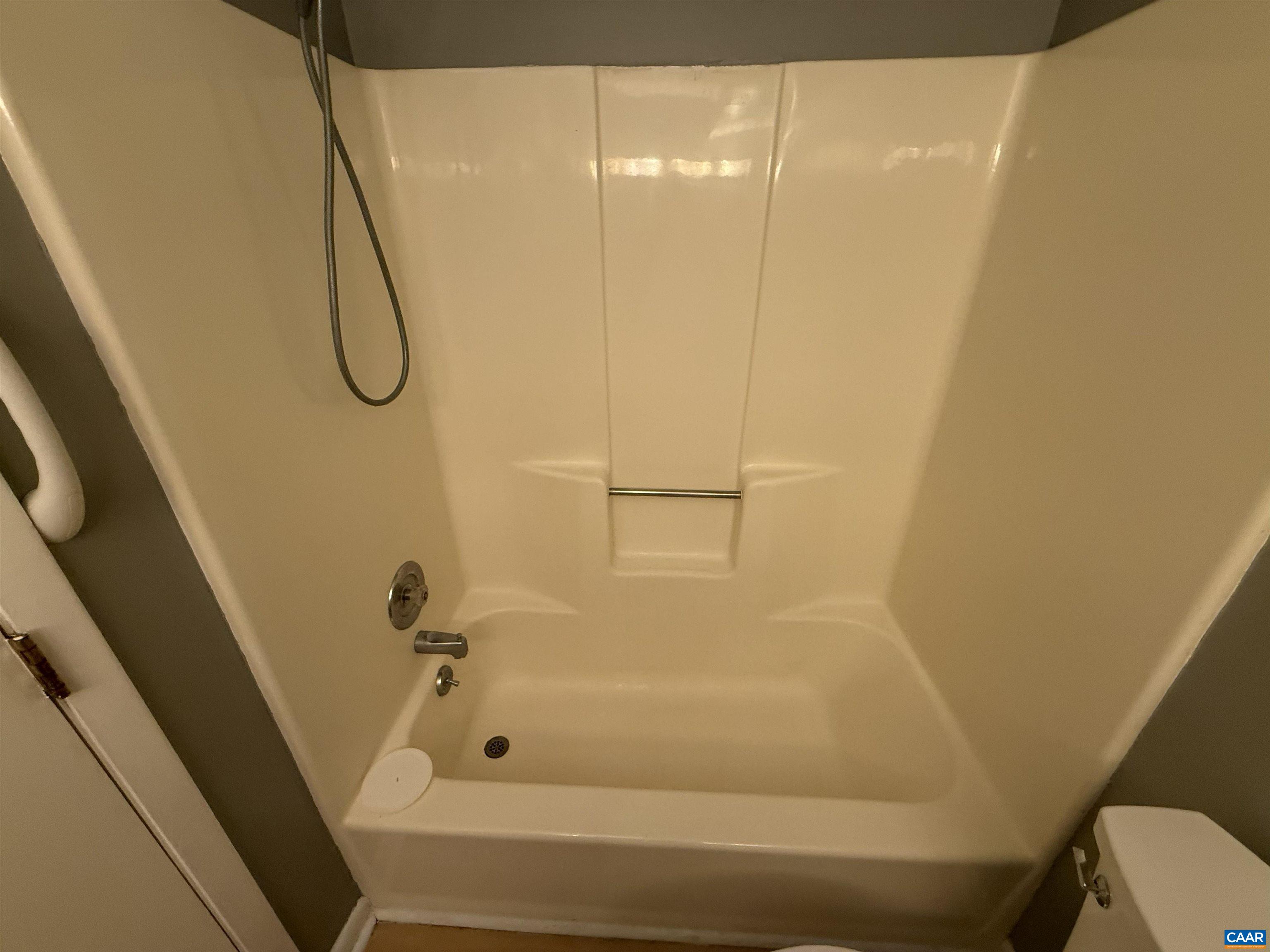 132 Turtle Creek Road, Unit 7 Charlottesville, VA 22901 - Photo 11 of 14