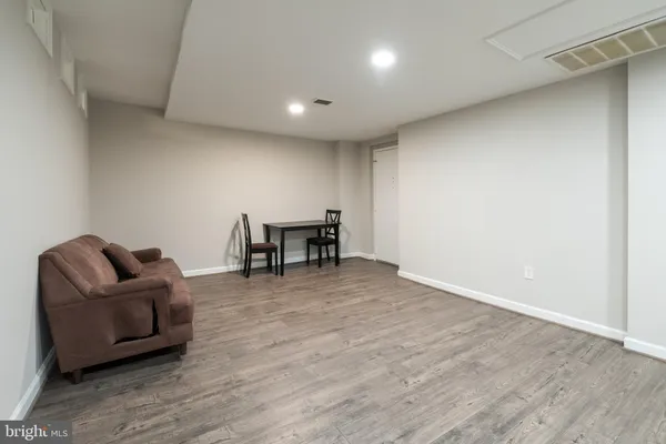 $285,000 | 4707 Connecticut Avenue Northwest, Unit 104, Washington, DC 20008