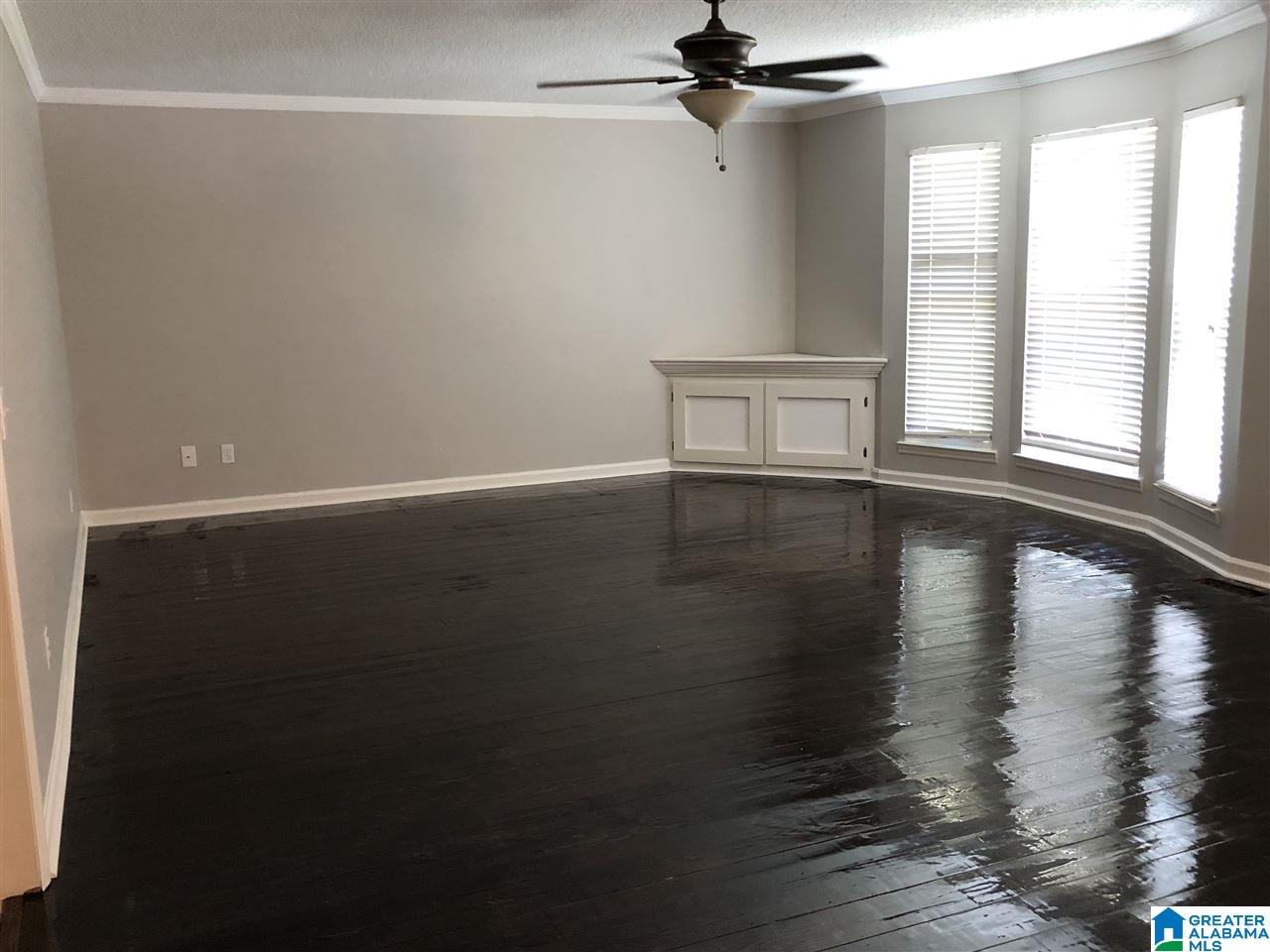 633 12th Street Northwest Alabaster, AL 35007 - Photo 4 of 37