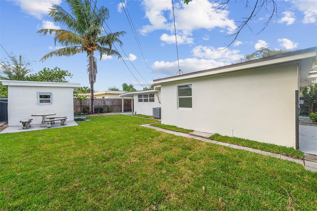 6840 Southwest 3rd Street Miami, FL 33144 - Photo 4 of 23