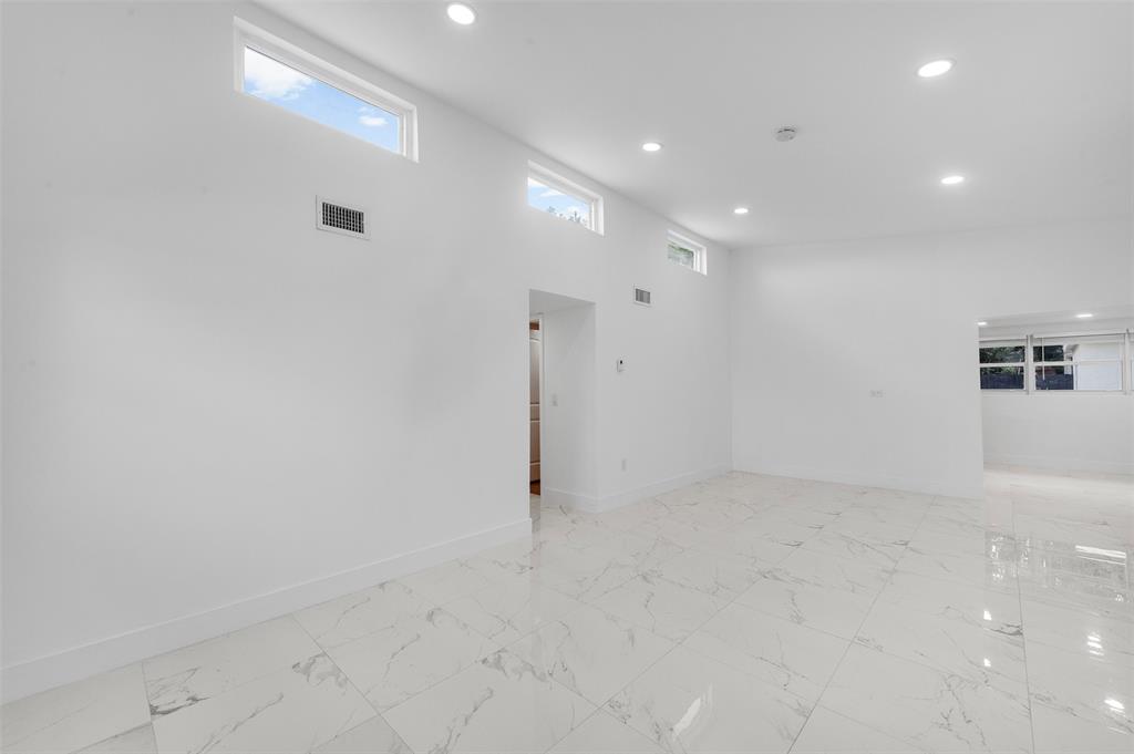 6840 Southwest 3rd Street Miami, FL 33144 - Photo 10 of 23