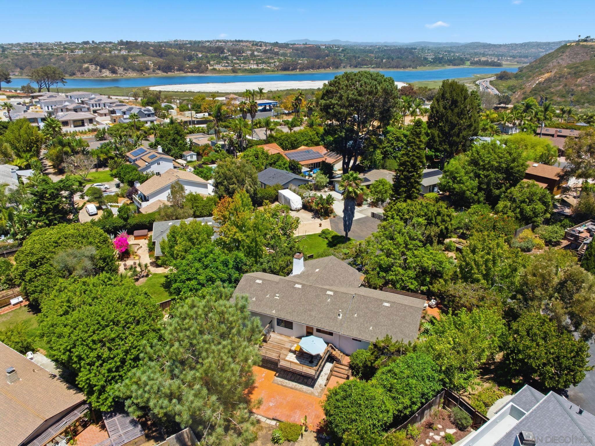 400 Andrew, Unit 1 Encinitas, CA 92024 - Photo 54 of 68