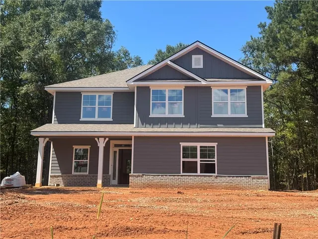 $477,370 | 502 Walnut Crk Parkway, Pendergrass, GA 30567