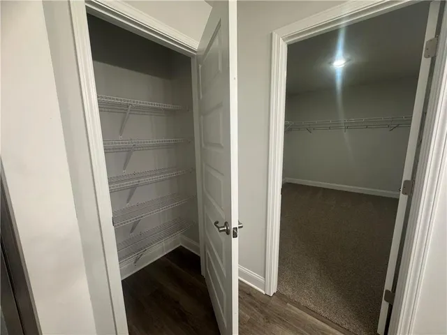 $477,370 | 502 Walnut Crk Parkway, Pendergrass, GA 30567