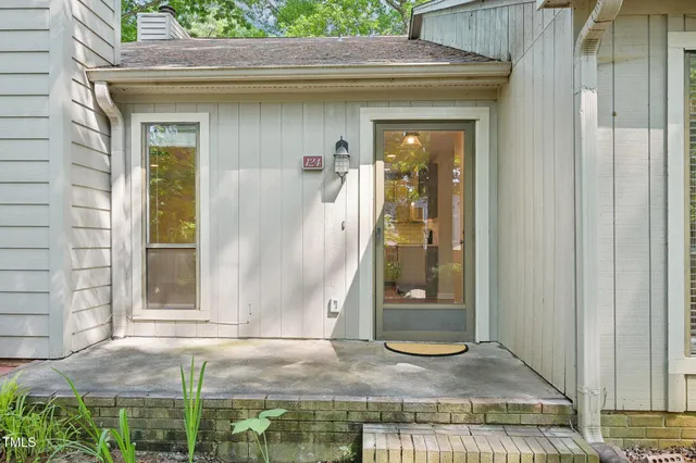 $320,000 | 124 Twin Oaks Place, Cary, NC 27511