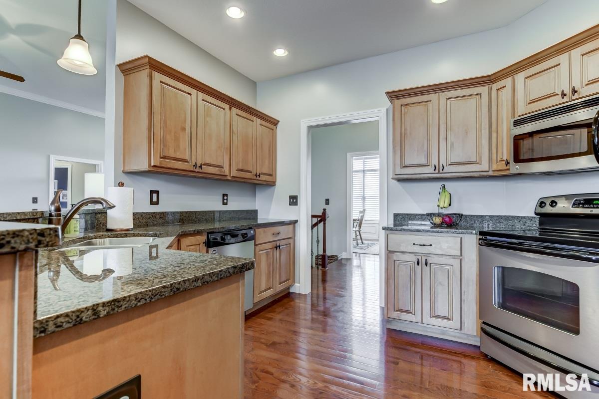 4907 Eden Court Springfield, IL 62711 - Photo 6 of 31