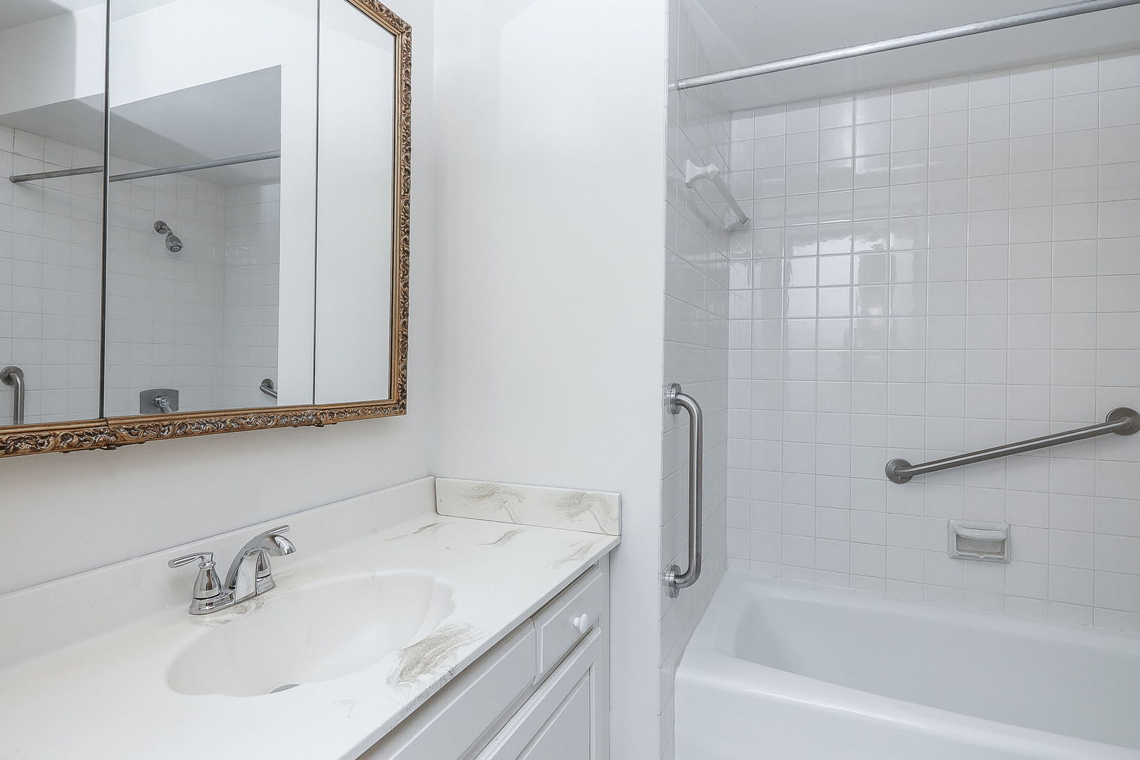 2301 183rd Street, Unit 405 Homewood, IL 60430 - Photo 12 of 14 Gallery Image 12