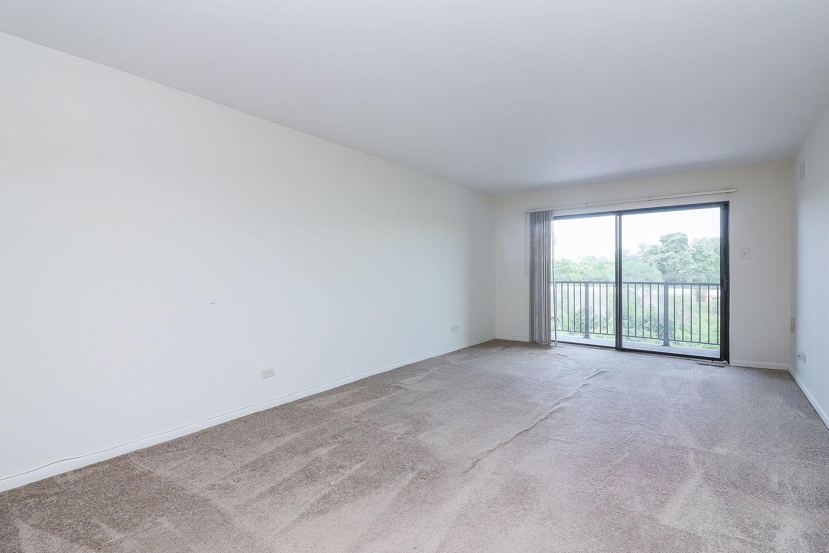 2301 183rd Street, Unit 405 Homewood, IL 60430 - Photo 4 of 14 Gallery Image 4