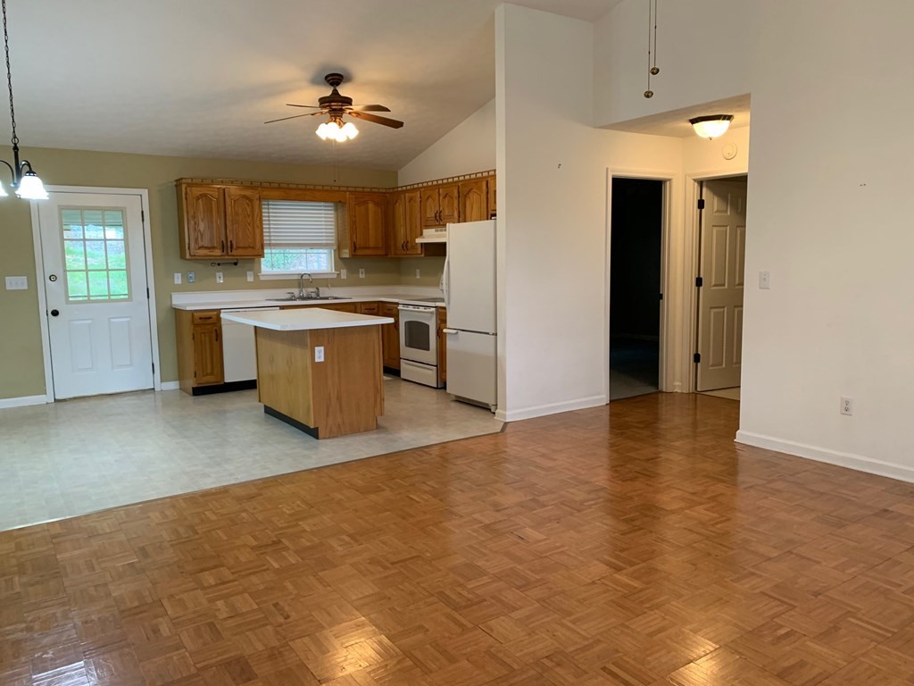 3208 New Lake Road Spring City, TN 37381 - Photo 13 of 38 Gallery Image 13