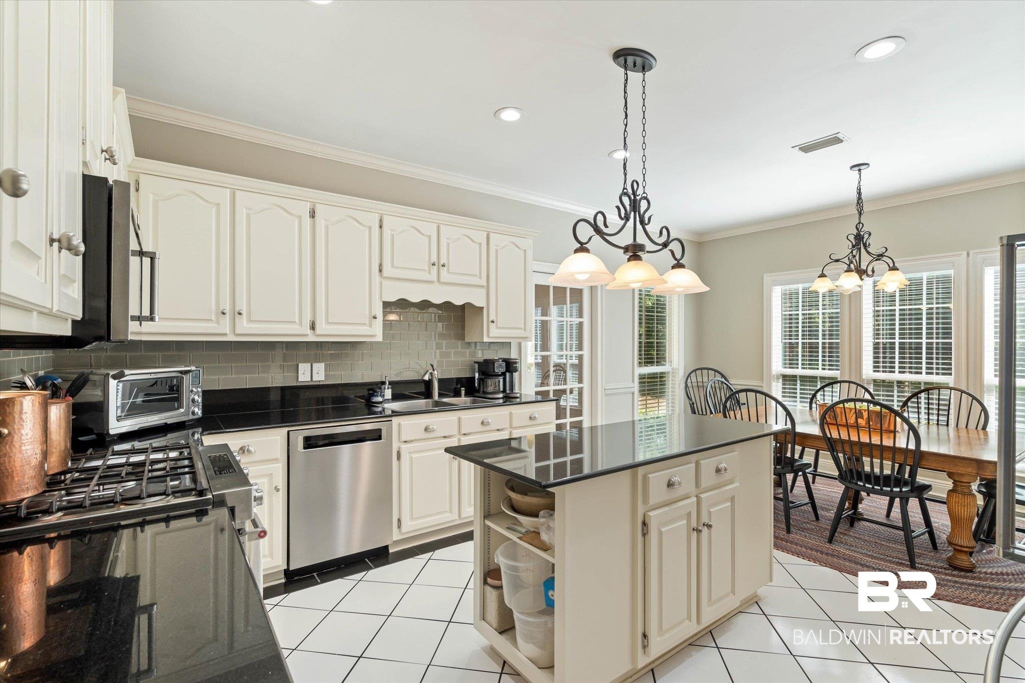 7470 Blakeley Ridge Drive Daphne, AL 36527 - Photo 7 of 33