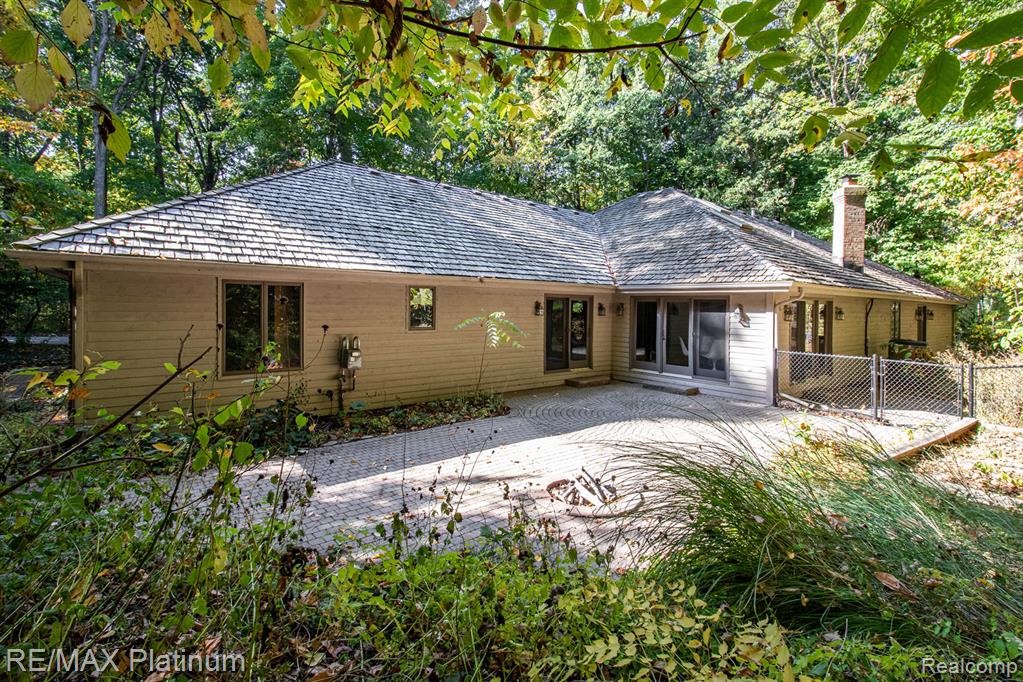 4352 Fenton Road Hartland, MI 48353 - Photo 35 of 45 Gallery Image 35