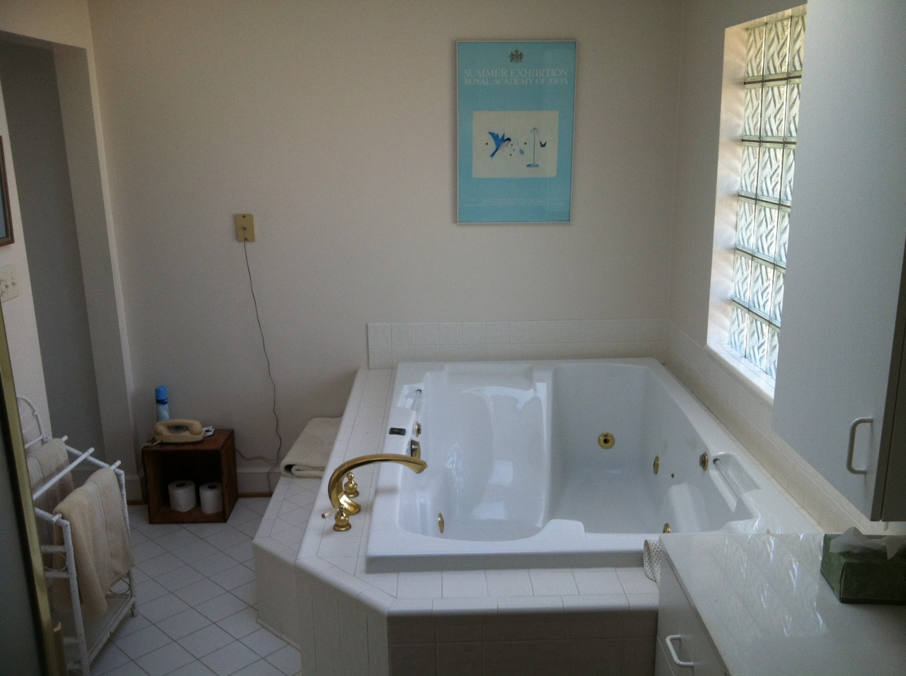 2569 Inglewood Road Southwest Roanoke, VA 24015 - Photo 3 of 22 Master Bath