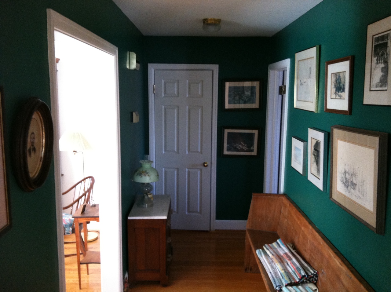 2569 Inglewood Road Southwest Roanoke, VA 24015 - Photo 9 of 22 Entrance hallway