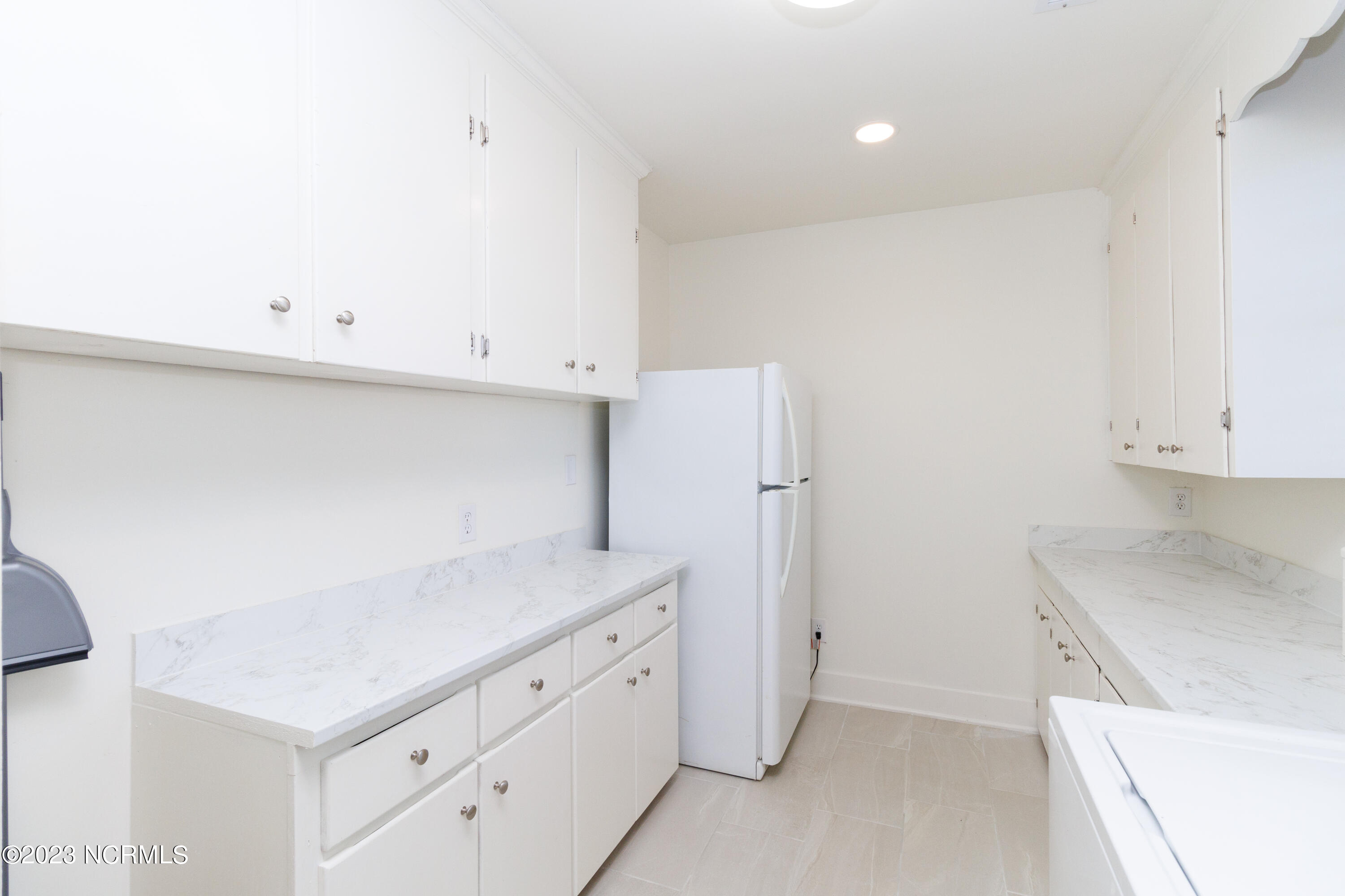 823 Macedonia Road Edenton, NC 27932 - Photo 17 of 38 Laundry Room