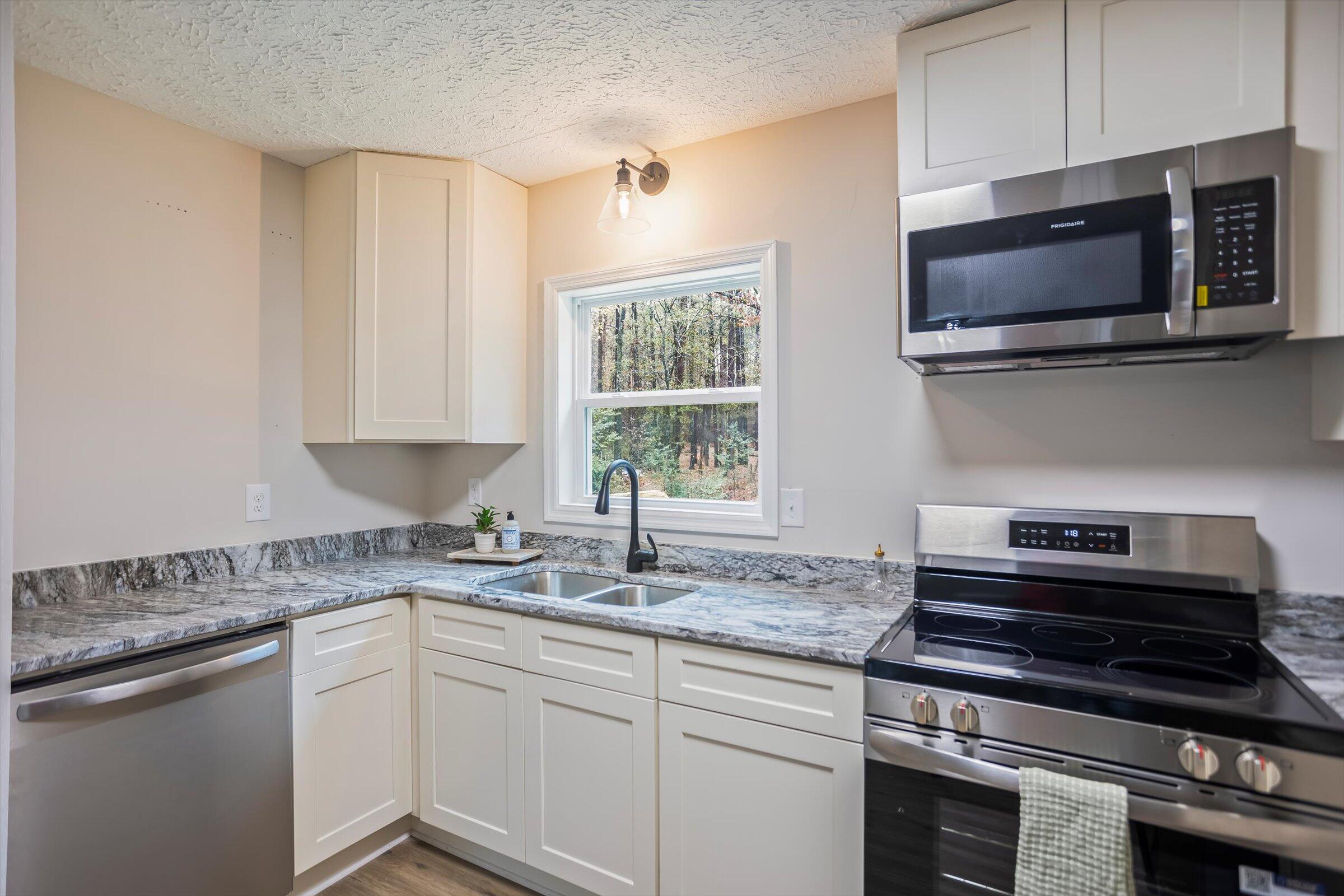 3471 Banks Mill Road Southeast Aiken, SC 29803 - Photo 12 of 35 Gallery Image 12