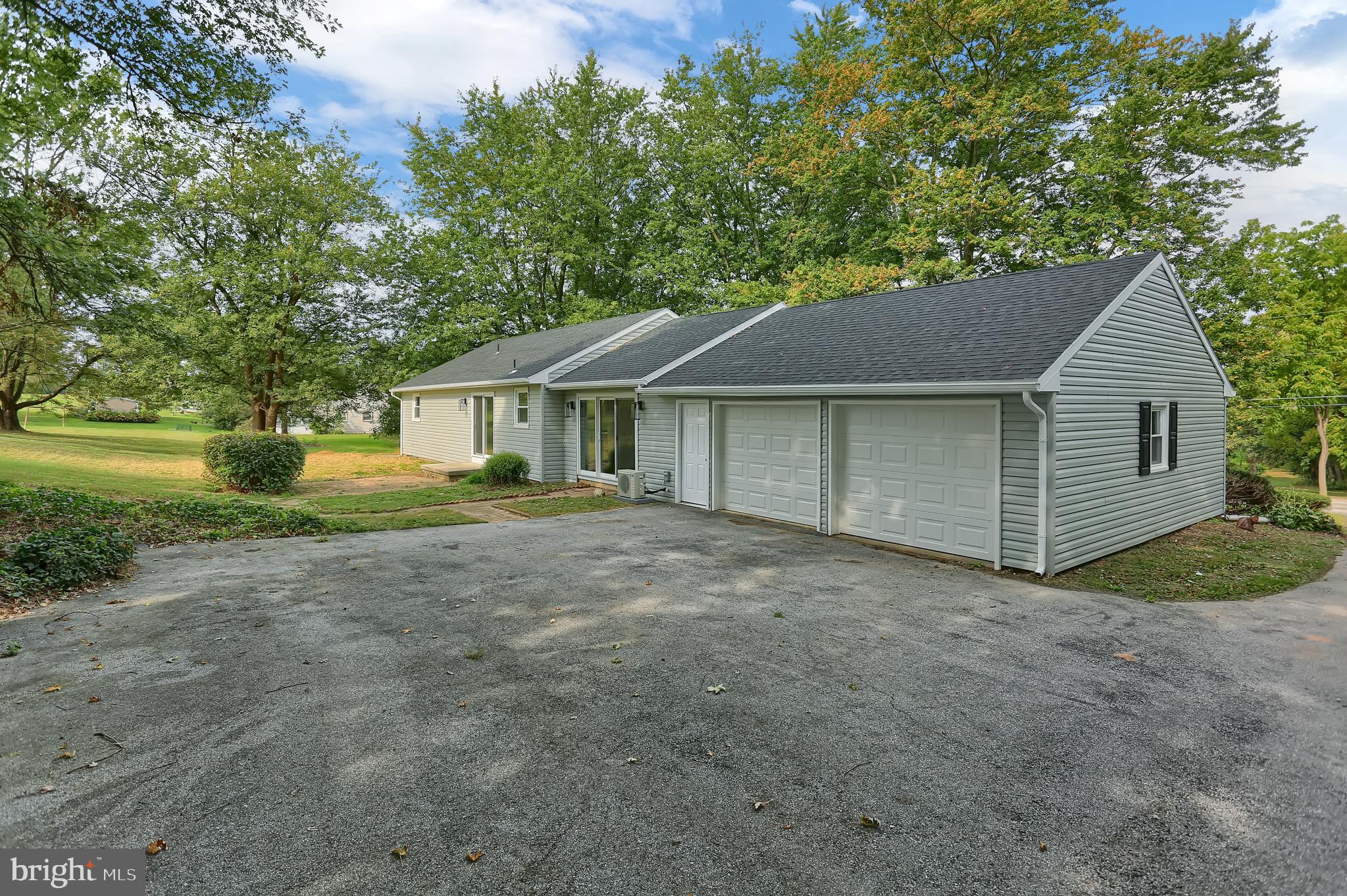 5112 Hillclimb Road Spring Grove, PA 17362 - Photo 5 of 30 Rear entry, oversized, 2 car garage