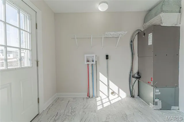 $195,000 | 221 West Miller Street, De Soto, MO 63020