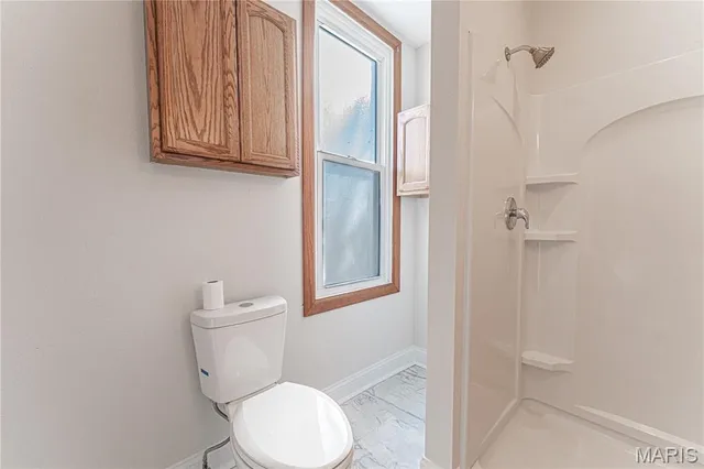 $195,000 | 221 West Miller Street, De Soto, MO 63020