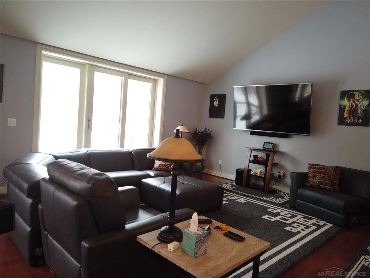 508 West Sutton Road Lapeer, MI 48446 - Photo 19 of 71 50007172-18.JPG