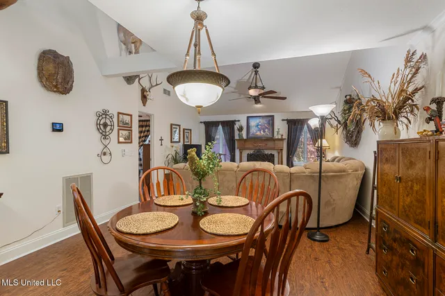 $124,900 | 21 Park Crest Place, Jackson, MS 39211