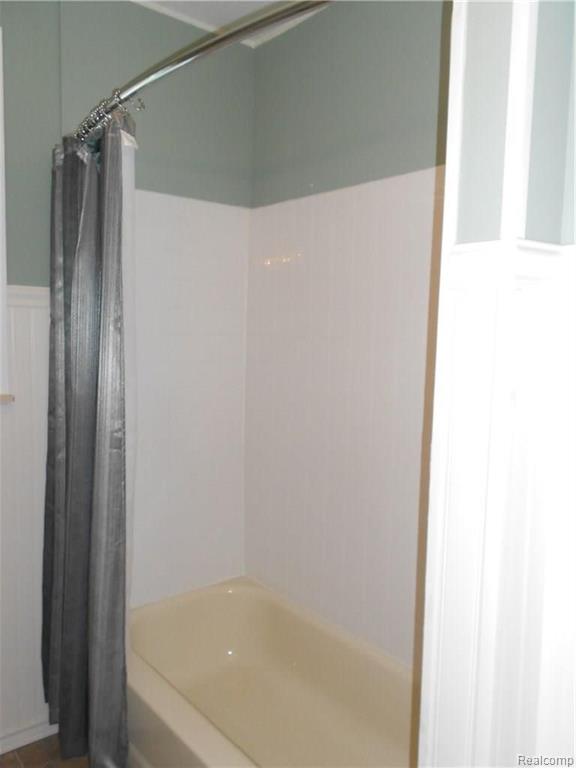 3220 Longview Avenue Rochester Hills, MI 48307 - Photo 16 of 21