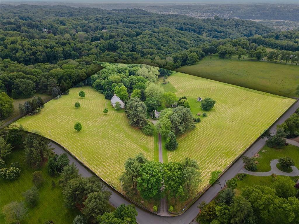 601 Backbone Road Sewickley, PA 15143 - Photo 4 of 50 Gallery Image 4